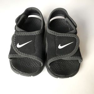 Nike baby sandals